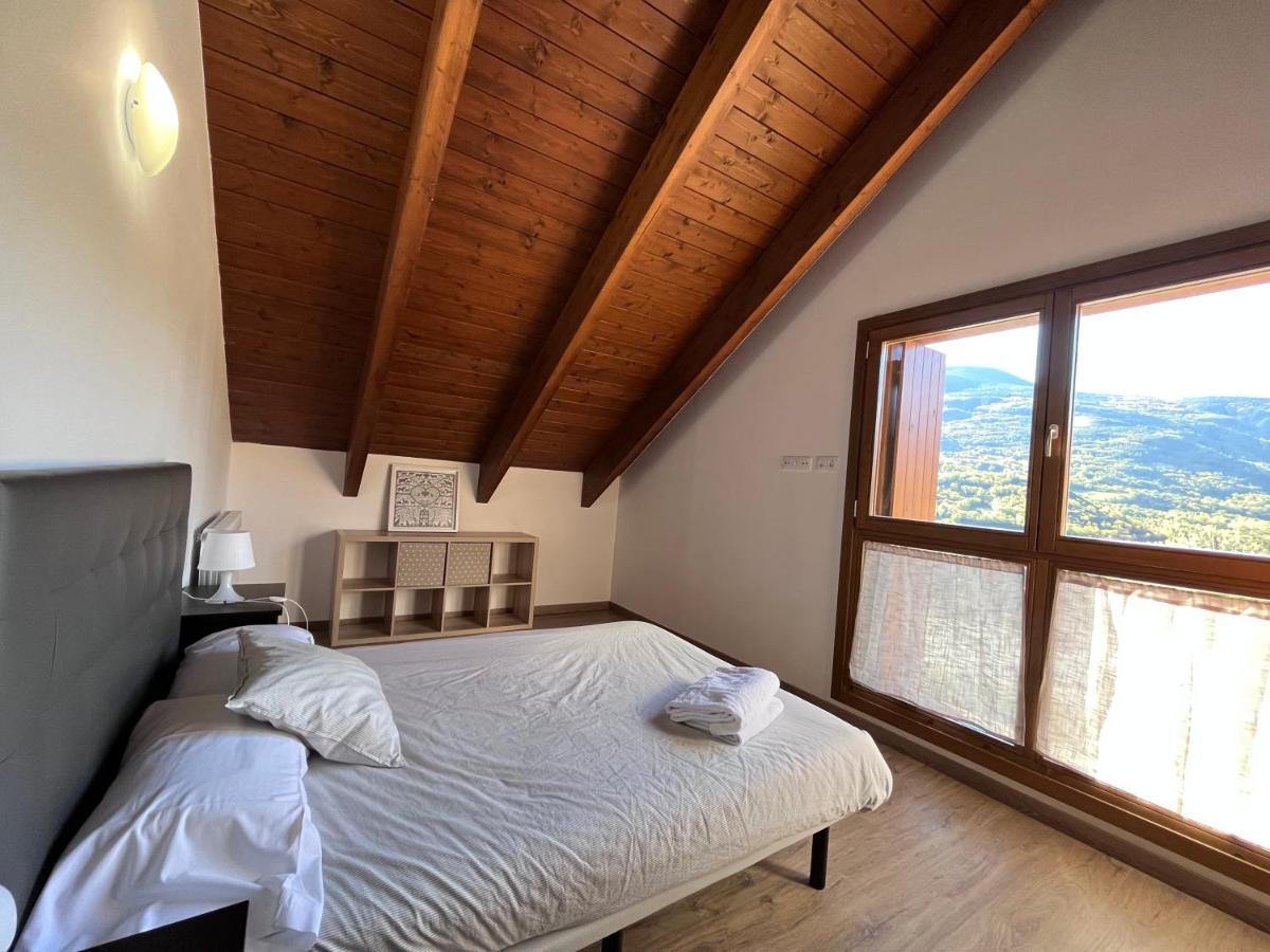 Bpirineos-Cregueena Benasque Esterno foto